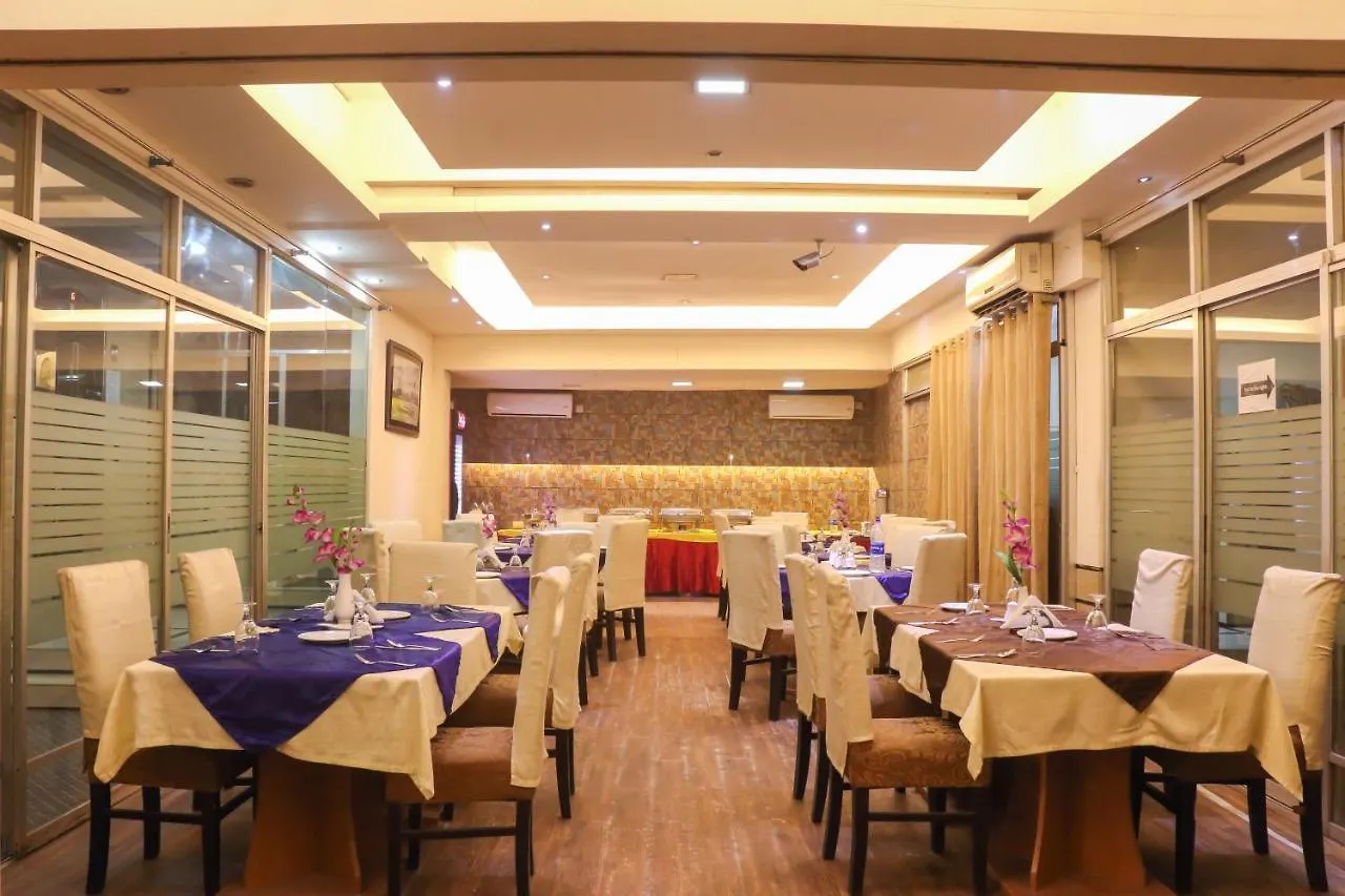 Hotel Afford Inn Dhaka 3*,